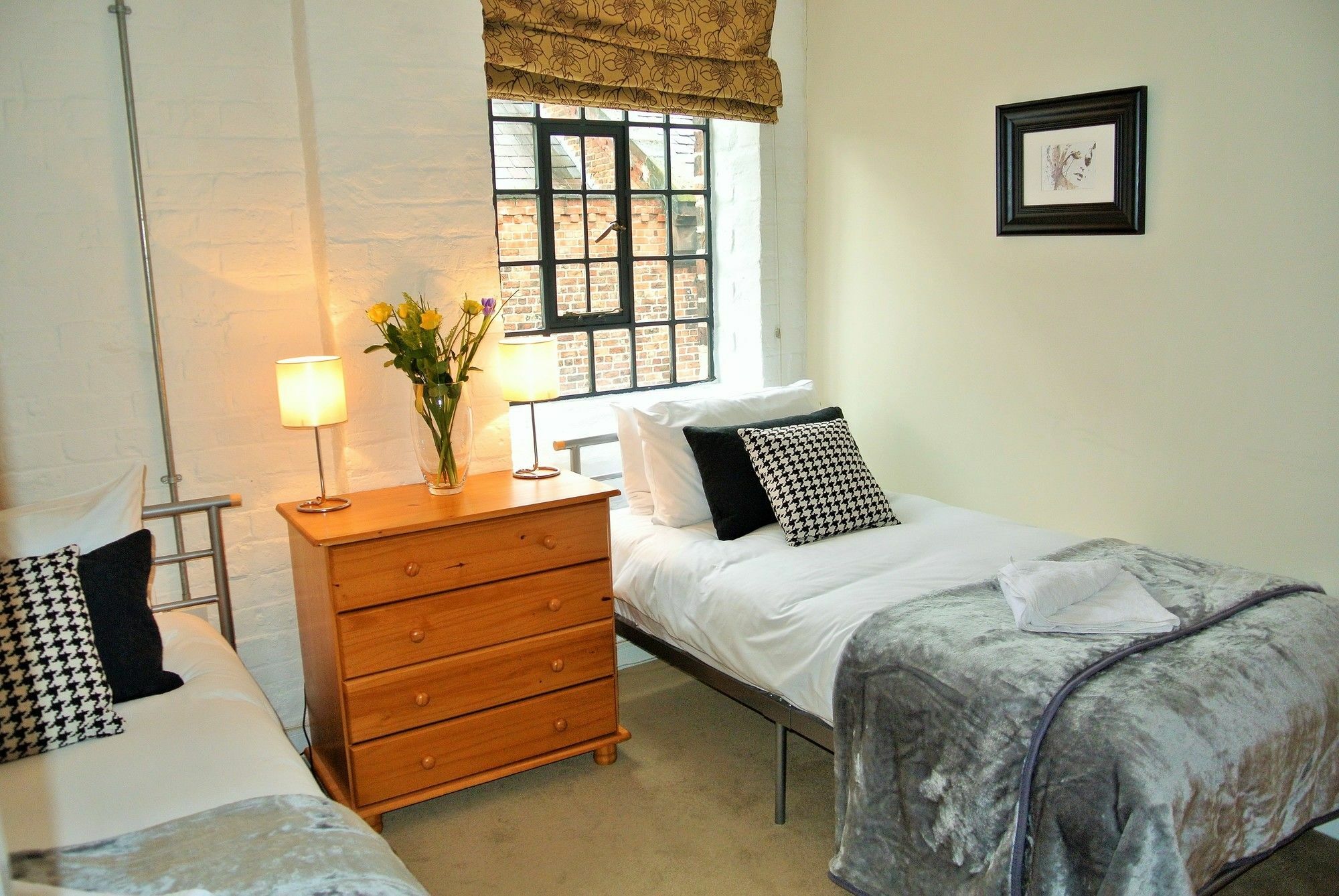 Oyo Approved Serviced Apartments Steam Mill 切斯特 外观 照片